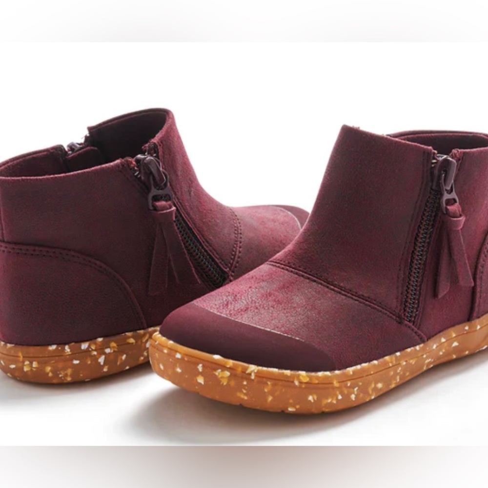 Livie & Luca Rook Ankle Boots Pomegranate Size 9 Girls. Recycled microfiber